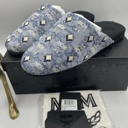 MCM Visetos Canvas Slippers NEW NEVER WORN -IN BOX W/ DUST BAG 🗳🛍 Size  M/L