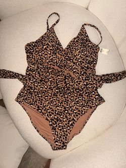 Women’s One piece swim suit
