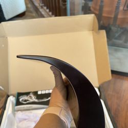 Faucet Brand New! Retail $349