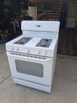 GE Gas Stove