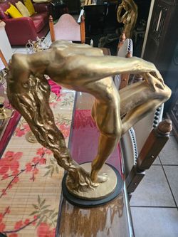 "Sultry Awakening" sculpture