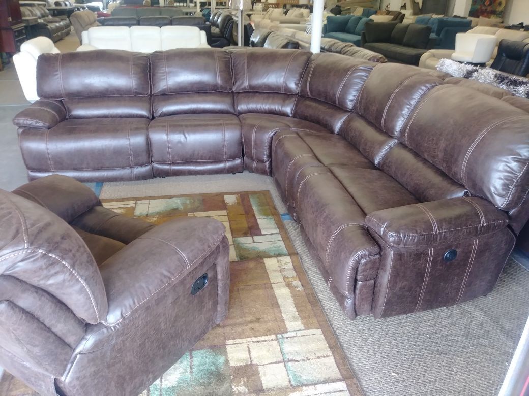 Stetson Ridge Brown 5pc Power Reclining Sectional