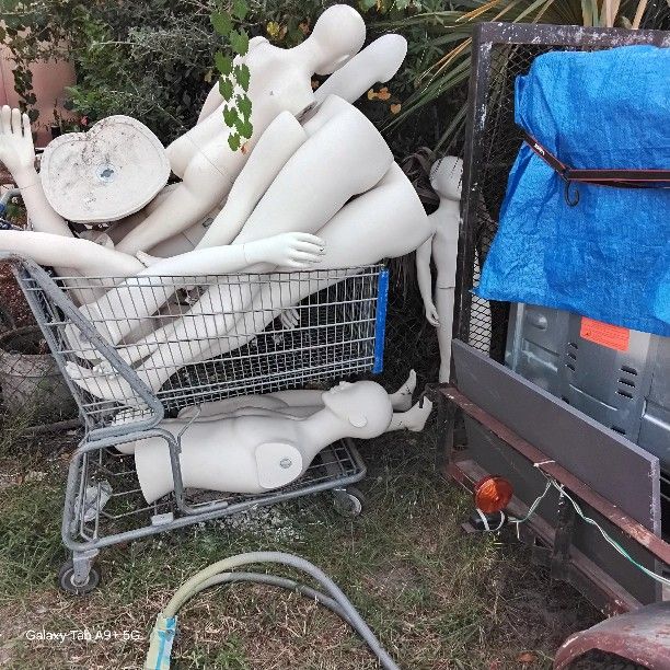 Mannequins.\nMannequins