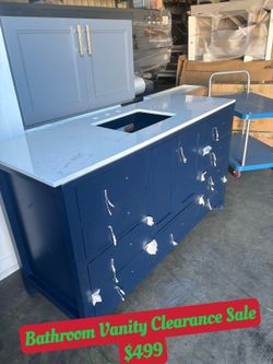 60" Bathroom Vanity Cabinet – Open Box with sink 7.31