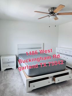 Furniture bedroom set