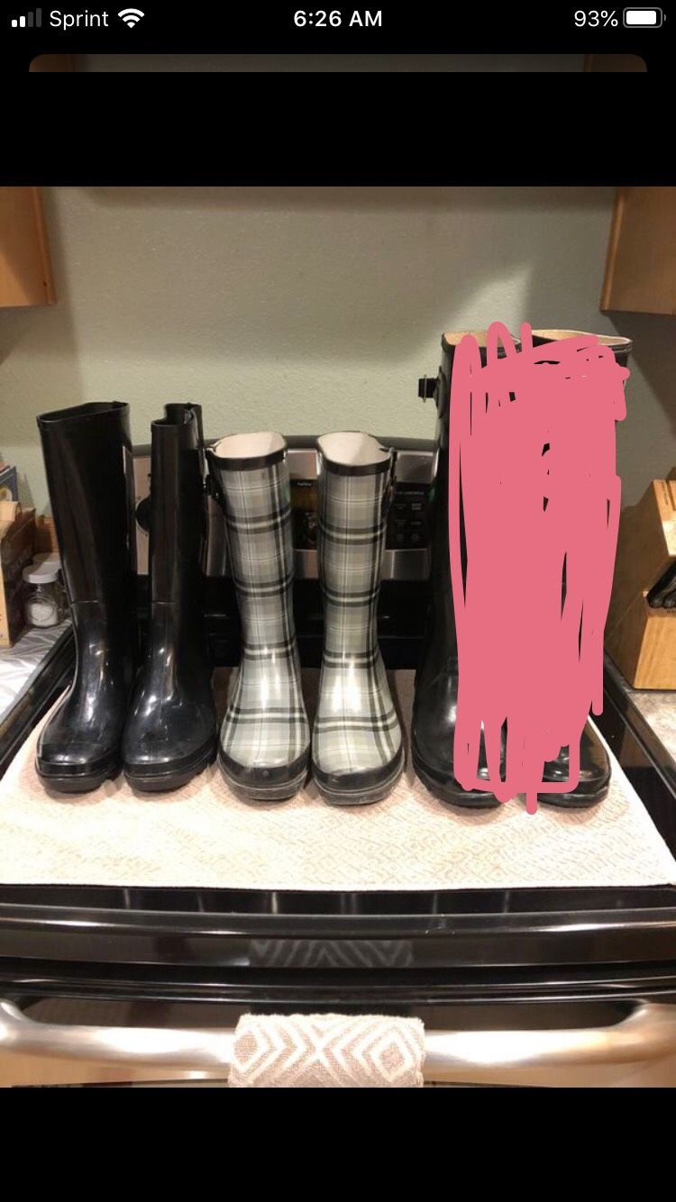 Rain boots