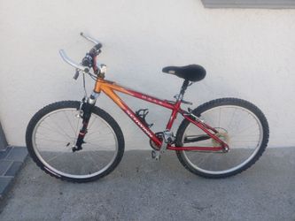 Men's 26" Aluminum Schwinn moab mountain bike