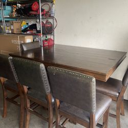 5 Chair Table 