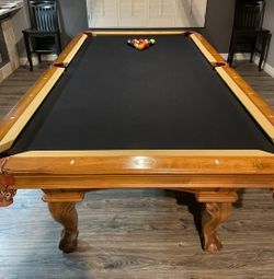 Custom pool table