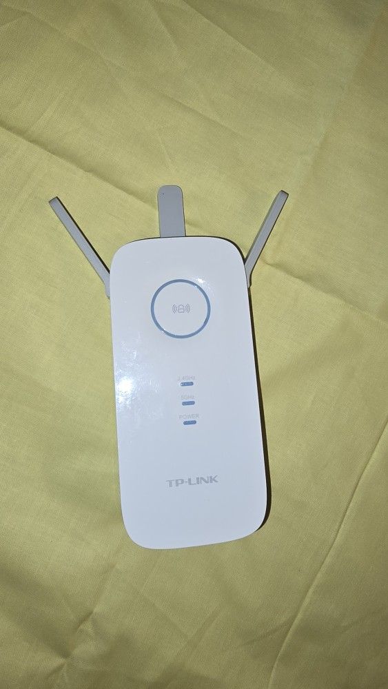 TPLink Wifi Range Extender Ac1200