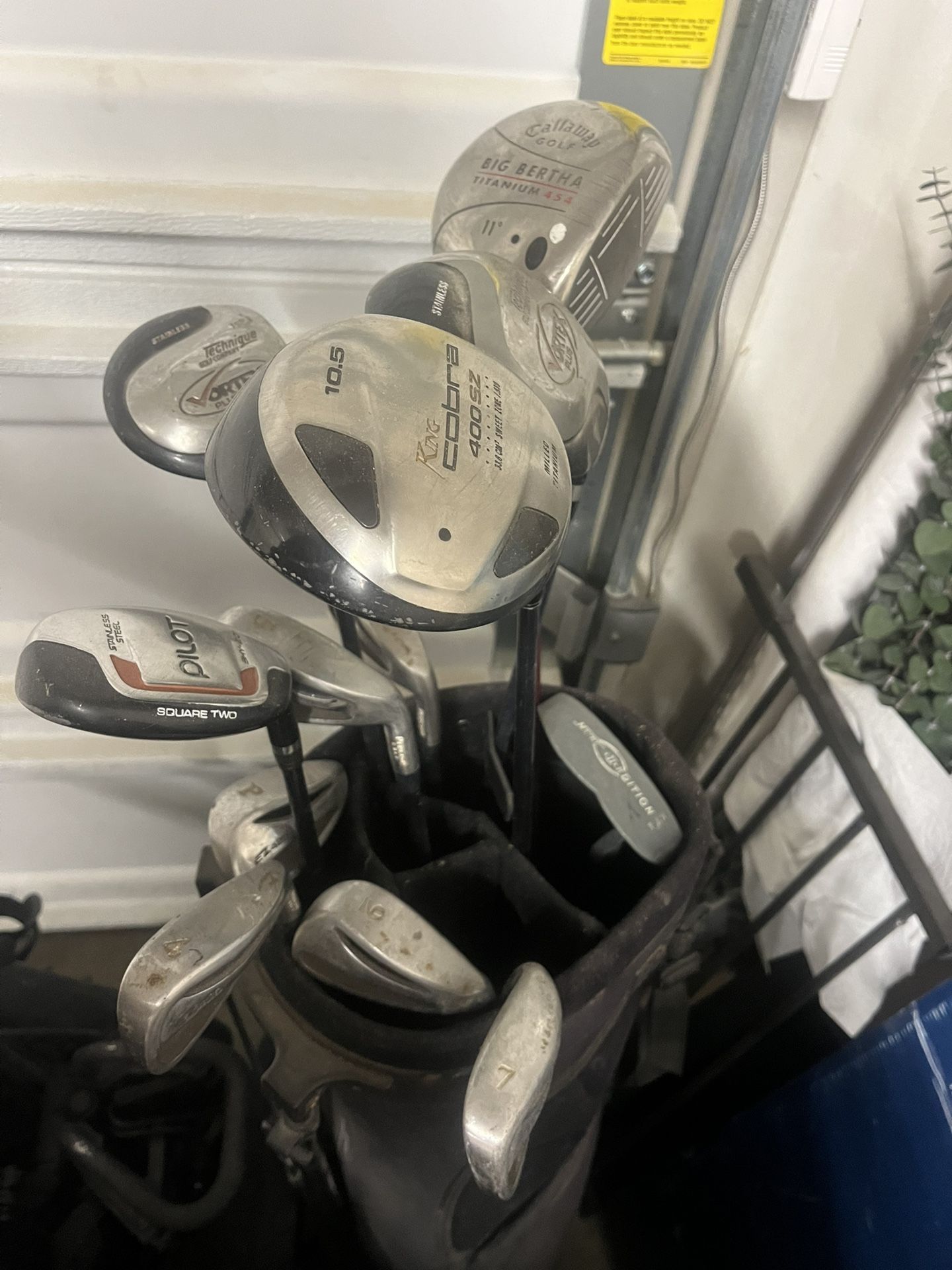Bag Of Golf Clubs