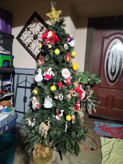 Chritmas Ornaments Each $3