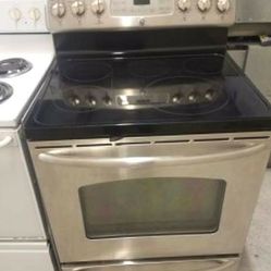 Same Day Delivery Frigidaire Whirlpool 30in Range Electric & All Gas
