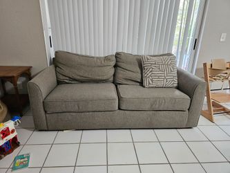 Pull Out Couch