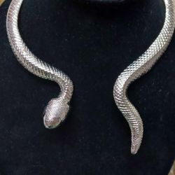 Snake Necklace 