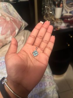 Blue diamond pendant