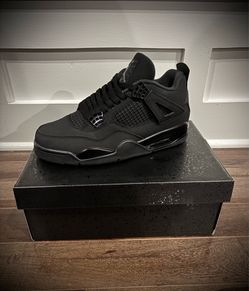 Black Cat 4s - Size 10