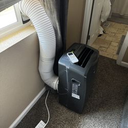 LG Portable AC Unit Hardly Used Like New