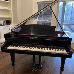 Kawai KG-2 Baby Grand Piano In Excellent Condition Going Free 
