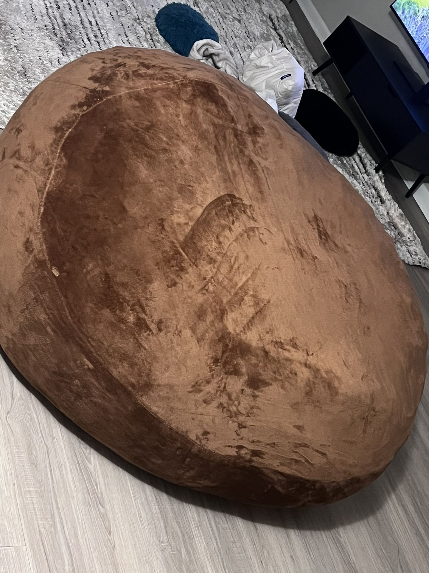 8FT Bean Bag Chair, and ! have been using it for 3 months
