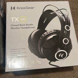 Knox Gear TX-100 Closed-Back Studio Monitor Headphones