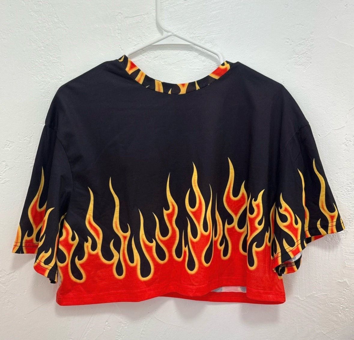 SHEIN Black & Orange Flame Print Crop Top – Size L