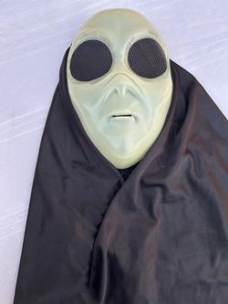 Alien Halloween Costume Mask with Cape