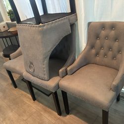 (4) Dining Room Chairs