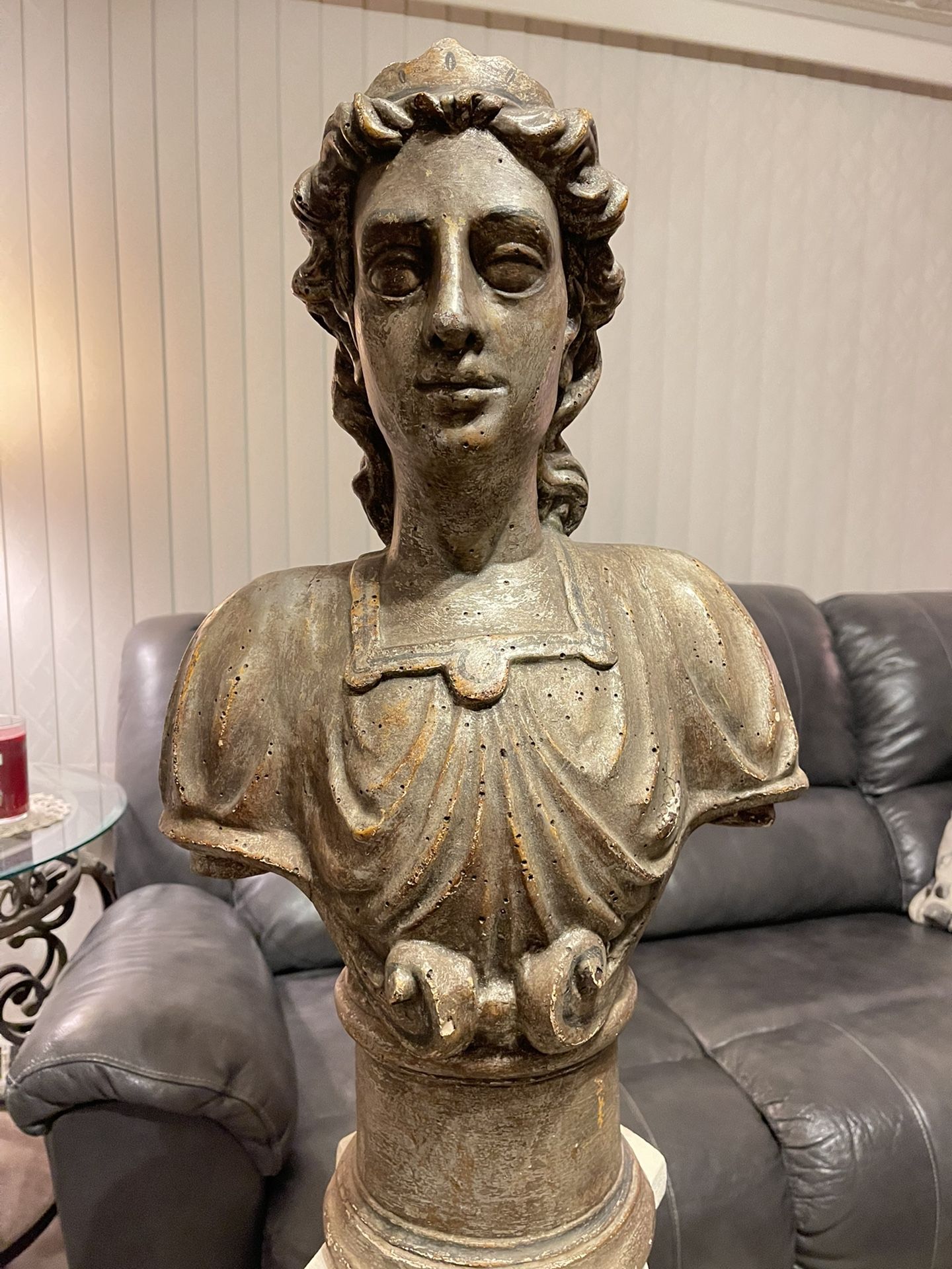 Queen Statue Bust