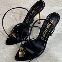 Tom Ford Padlock 105mm Sandals Size 39 100% Auth shiny leather pointed toe