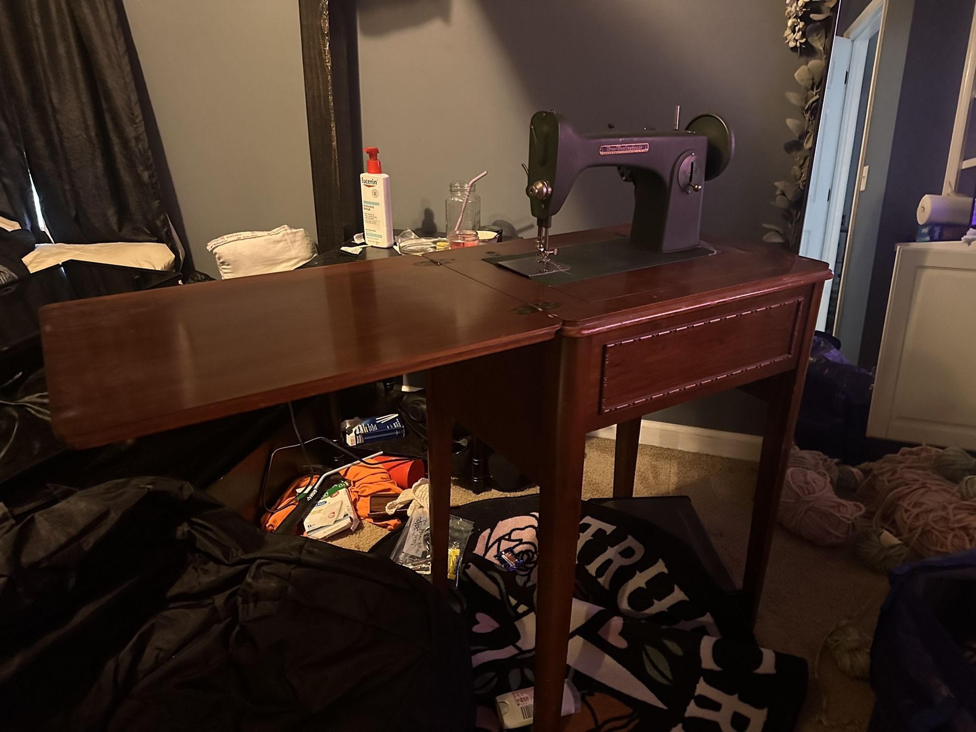 Vintage Sewing Machine + Table