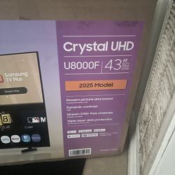 Samsung 43” Smart Tv 2025