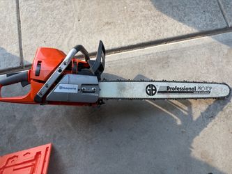 Husqvarna 576XP Gas Chainsaw $750 cash only