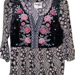 Savanna Jane Embroidered Black Bohemian Peasant Top Size Medium