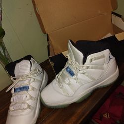 Jordan 11 with box 