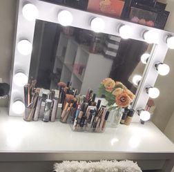 Hollywood Style Vanity Mirror