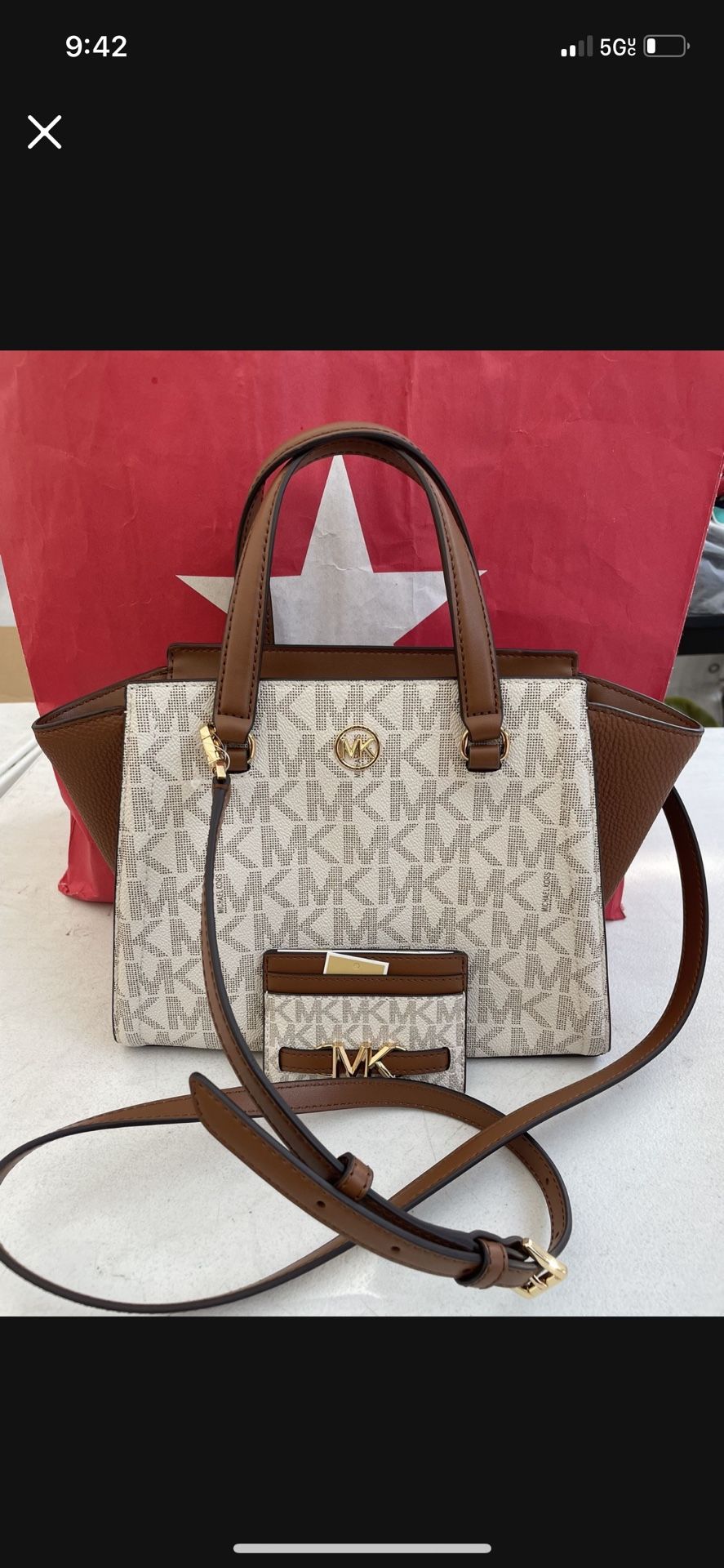 MICHAEL KORS Set  Avril Small Satchel  with adjustable strap NWT serious inquires only Pick up location in the city of Pico Rivera