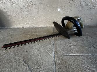 Craftsman 18 inch hedge trimmer (not Free)