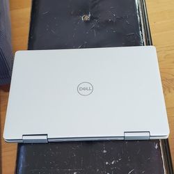 Dell Inspiron 7386 2in1 13.5in Touchscreen Windows 11 Laptop 