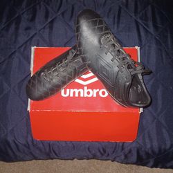 Umbro - UX 2.0 Premier Size 9.5 - Soccer