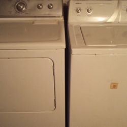 Maytag Washer And Dryer Set 