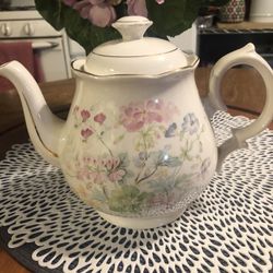 Vintage Crown Dorsey English Teapot