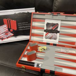 Deluxe BackGammon Board & Carrying Case