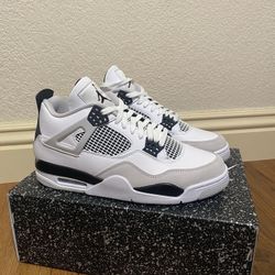 Air Jordan 4 Military Black Size 11 New