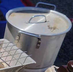 Large tamale pot