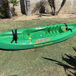 Ocean Kayak Frenzy W/Paddle & Seat (used) 