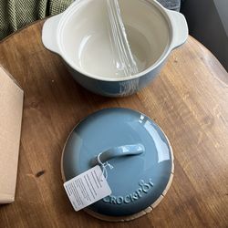 Crock Pot Artisan 2.3 Quart Round Stoneware Casserole with Lid.