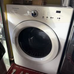 Frigidaire Electric Dryer 
