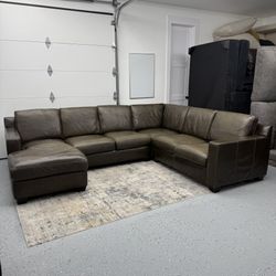 Raymour & Flanigan Genuine Leather 4pc U-Shape Sectional