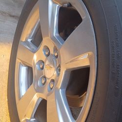 LTZ 20" Michelin Tires 85% Life 